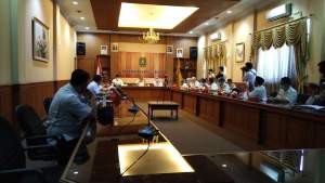 Edi Sebut Industri dan Pelabuhan Jadi Penyebab Status Zona Merah Covid-19