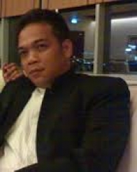 H Mustafa Kamal Singadirata, Mengabdi Untuk Masyarakat