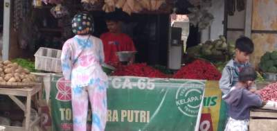 Cerita Pedagang dan Pembeli, Harga Cabai Selangit Melebihi Harga Daging Sapi