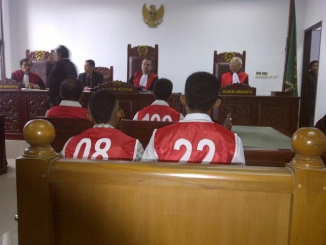 Para pelaku saat di persidangan PN Tangerang