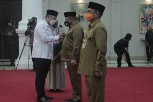 Dua Pjs Dilantik Wagub, Ini Pesan Andika Hazrumy