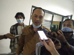 Banjir di Daerah Pemukiman, Akibat Sampah Menyumbat Saluran, TPSA Kurang Tersedia