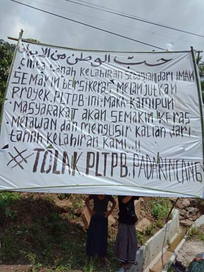 Tolak Proyek Geothermal Berlanjut, Warga Padarincang kembali Pasang Baliho Penolakan