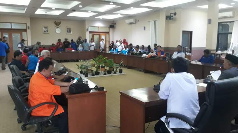 DPRD Kabupaten Tangerang Janji Tindaklanjuti 5 Tuntutan Pendemo
