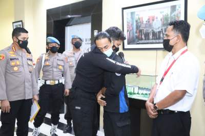 Menyikapi Video Viral Pengamanan Unjuk Rasa, Kapolda Banten Meminta Maaf