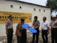 Polres Metro Bedah Rumah di Cipondoh