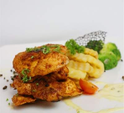 Hamparan Sajian di Bulan Kartini dari Hotel Santika Premiere Bintaro