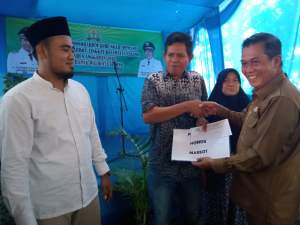 Walikota Serang Berikan Insentif Guru Ngaji, Marbot dan Pemandi Jenazah