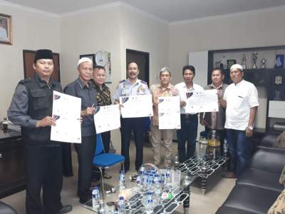 Bawaslu Larang Caleg Pasang Alat Peraga Kampanye Di Angkutan Umum