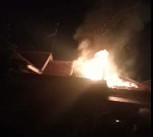 Warung Sembako Milik Warga Pekayon Ludes Dilalap Si Jago Merah