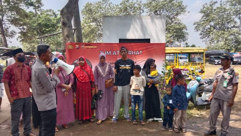 Kapolsek Cisoka Gelar Jumat Curhat di Lokasi Wisata Kramat Solear