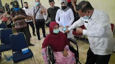 Ratusan Anak, Disabilitas dan Lansia Dapat Bantuan Usaha Dari Pemkot Serang