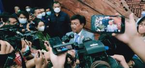 Menteri Komunikasi dan Informatika, Johny G. Plate, saat diwawancara media di Kominfo, Rabu (4/1/2023).