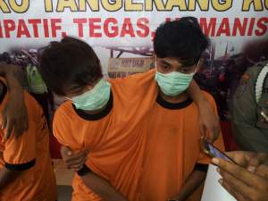 Dua ABG Nekad Curi Dump Truck