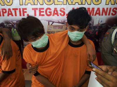 Dua ABG Nekad Curi Dump Truck