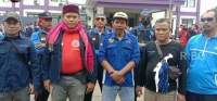 Ribuan Buruh Unras Di Kantor Disnakertrans Kawal Rapat Pleno