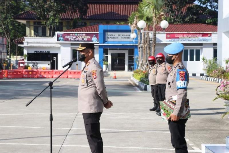 Ingatkan Petugas, Wakapolresta Tangerang Sambangi Mako Polsek Panongan