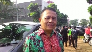 Kadinkes Tangsel, Suharno