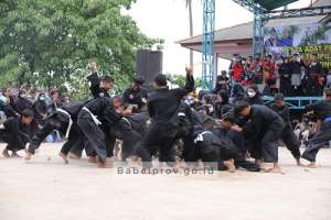 Pesta Adat Perang Ketupat Terlaksana Kembali, Setelah 2 Tahun Vakum Karena Covid-19