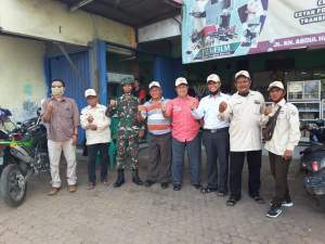DPD IKM Kota Serang Bagi Ribuan Masker Kepada Pengendara