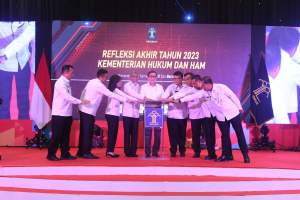 Tutup Rakor Capaian Kinerja Tahun 2023 dan Penyusunan Rencana Akasi Tahun 2024, Menkumham Berpesan "Tetaplah Berfokus Dalam Bekerja"