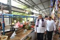 Resmikan Puskesmas dan Pasar, Zaki Minta Pedagang Tidak Berjualan Dipinggir Jalan