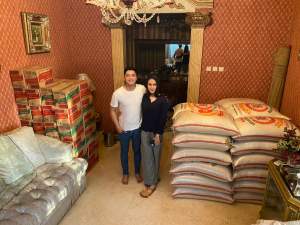 Bersama ACT, Adly Fayruz dan Angbeen Rishi Rutin Sebar Sembako Dimasa Pandemi Covid-19