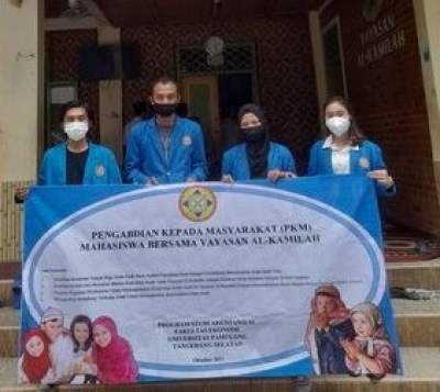 Memanfaatkan Botol Bekas sebagai Media Tanam