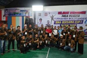 Plt Wali Kota Tanjungbalai Buka Turnamen Bulutangkis PB Bina Bersama Cup I