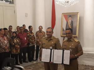 Zaki dan Anis Baswedan Tandatangani MOU Penyediaan Air Bersih