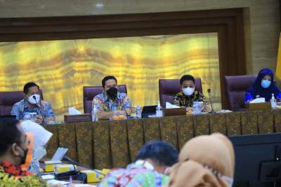 Walikota Ingatkan Jajarannya Agar Selalu Waspada Terhadap Covid-19, Pergerakan Ekonomi di Kota Tangerang Menunjukan Grafik yang Positif