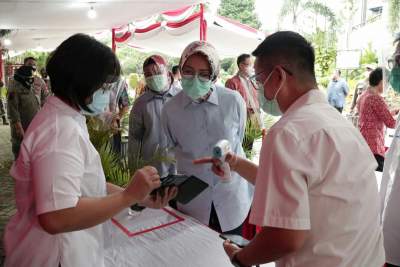 Perayaan Natal Digelar Offline dan Online, Airin: Harus Tetap Disiplin Prokes