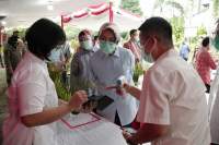 Perayaan Natal Digelar Offline dan Online, Airin: Harus Tetap Disiplin Prokes