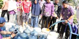 PDAM TKR Terus Bantu Warga Selama Kemarau