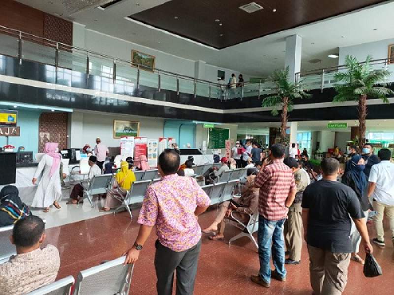 Sudah Dilarang, Bacalon Kades Tetap Saja Membawa Massa Saat MCU