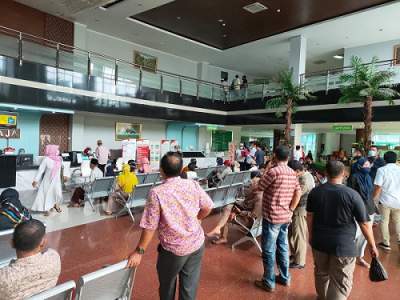 Sudah Dilarang, Bacalon Kades Tetap Saja Membawa Massa Saat MCU