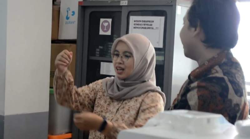 Perdalam Konsep Biologi, Dosen UHAMKA Berikan pembekalan Lab untuk Guru Guru