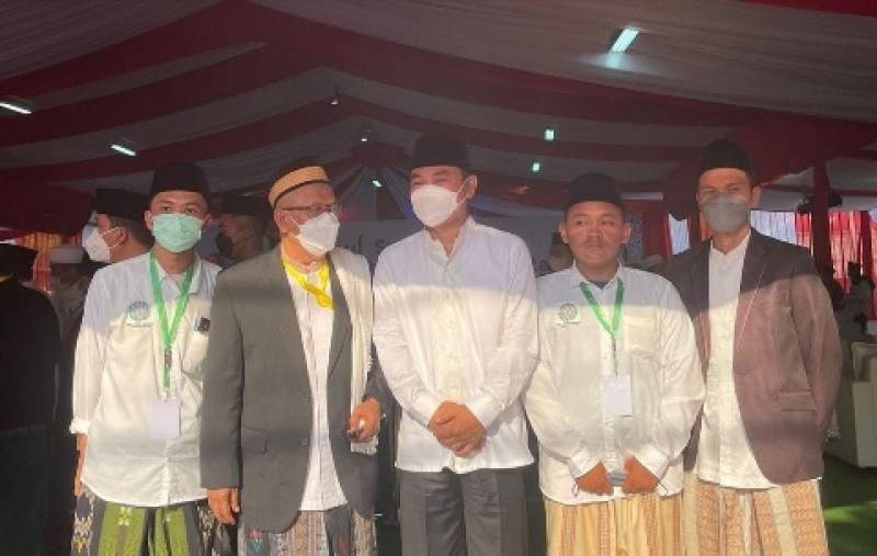 Hadiri Haul ke 129, Mad Romli Minta Warga Teladani Sech Nawawi Tanara