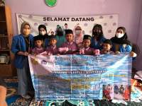 Kreatifitas Membuat Celengan Hias sebagai Wadah Membentuk Kebiasaan Menabung