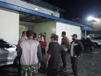 Pemotor Tewas Tersengat Listrik di Jalan Raya Kosambi