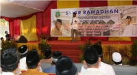 Plt Gubernur saat mengikuti Safari Ramadhan di Pondok Pesantren AL-FATH, Link Kubang Menyawak, Warnasari, Kecamatan Citangkil, Kota Cilegon Senin (29/06).