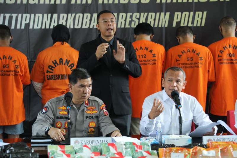 Segini Temuan Bareskrim Gerebek Pabrik Sabu Jaringan Iran di Cengkareng