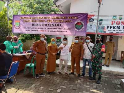 Usai Diberikan BLT- DD, Warga Desa Boni Sari Divaksin