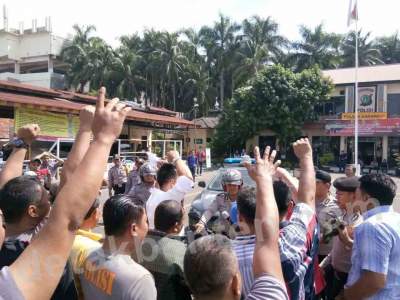 Polsek Karawaci Amankan Perusuh Saat Pilkada