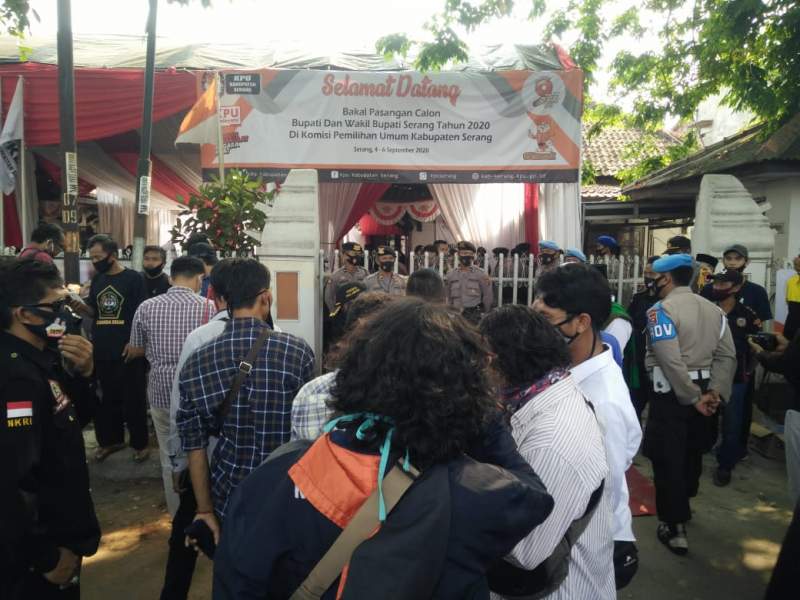 KPU Kabupaten Serang Batasi Peliputan, Wartawan Kecewa