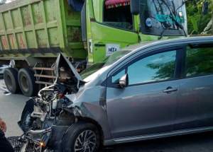 Tabrakan Beruntun Melibatkan Kendaraan Patroli PJR Korlantas Polri di Tol Tangerang - Merak
