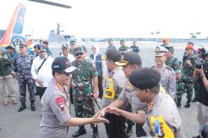 Kapolri Tinjau Pengamanan Mudik di Pelabuhan Merak