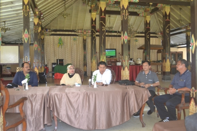 Ratu Tatu Chasanah Beri Bonus Pemain Perserang