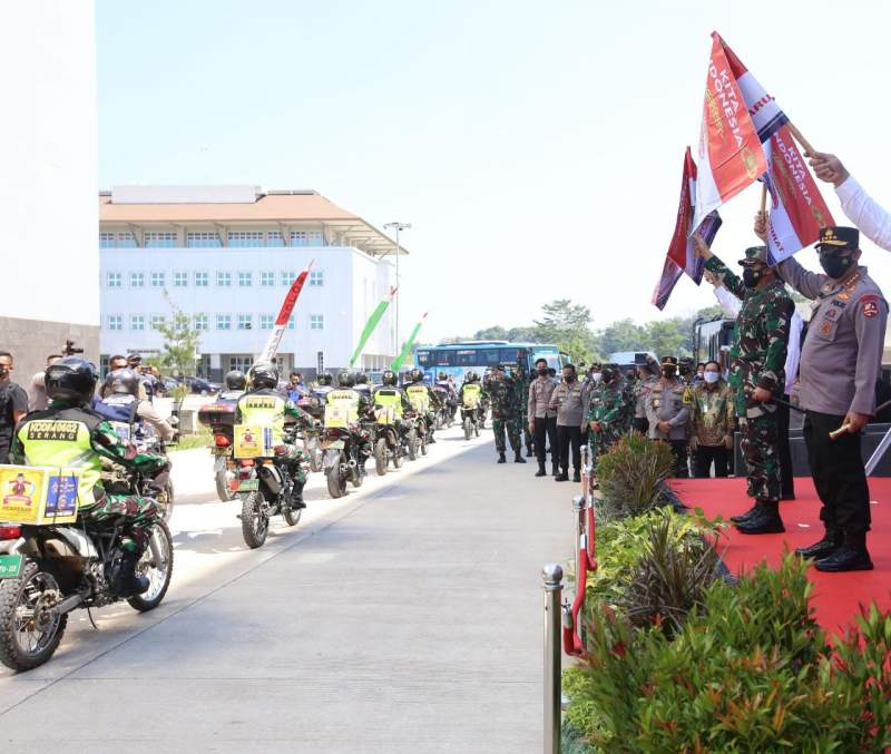 Panglima TNI, Kapolri, dan Kepala BNPB Lepas Bantuan PPKM Darurat di Banten