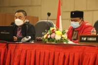 Wabup Tangerang Hadiri  Rapat Raperda dengan DPRD di Palm Hotel